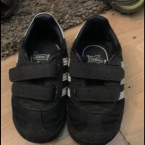 Toddler boys Adidas Velcro shoes